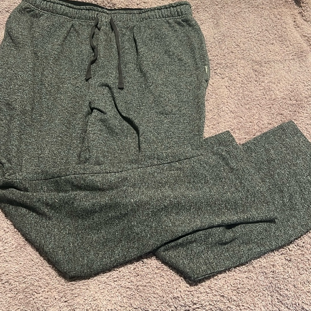 Men’s Eddie Bauer sleep pants